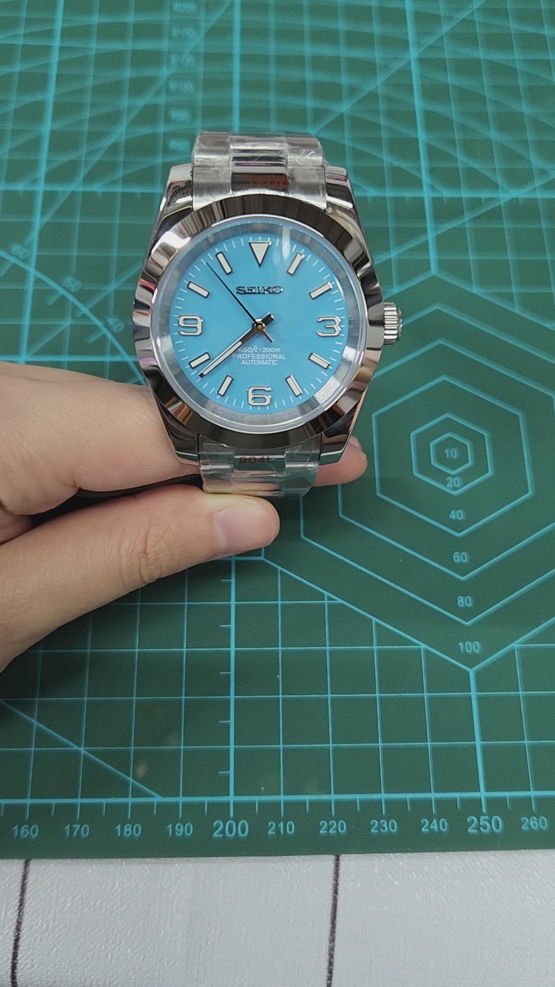 Seiko Explorer Mod Watch 39mm Automatic Tribute, Tiffany Blue, Seiko Oyster Perpetual, Seiko Diver, Japanese NH35 Movement Watch, Sunburst Dial