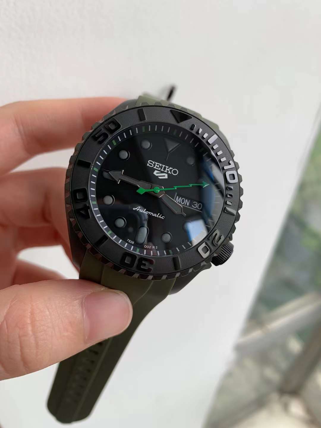 Seiko Yacht Master Mod Watch 40mm Automatic Tribute │ Black x Green │ Seiko Submariner │ Seiko Diver │ Japanese NH35 Movement Watch SKX │ Green Rubber bracelet